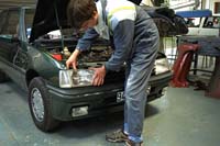 carrossier remplacement phare 2